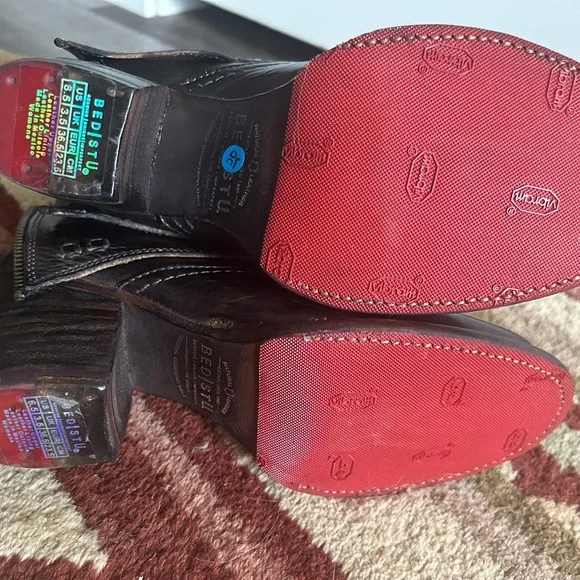 Bed Stu Iris Black Leather Ankle Boots Zipper Detail 6.5 NWT - Picture 3 of 6